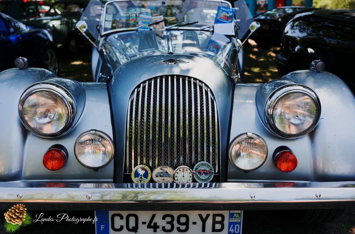 🚗  Les 10 ans du Club Loun Rétro : Patrimoine Roulant au Bord du Lac de Léon